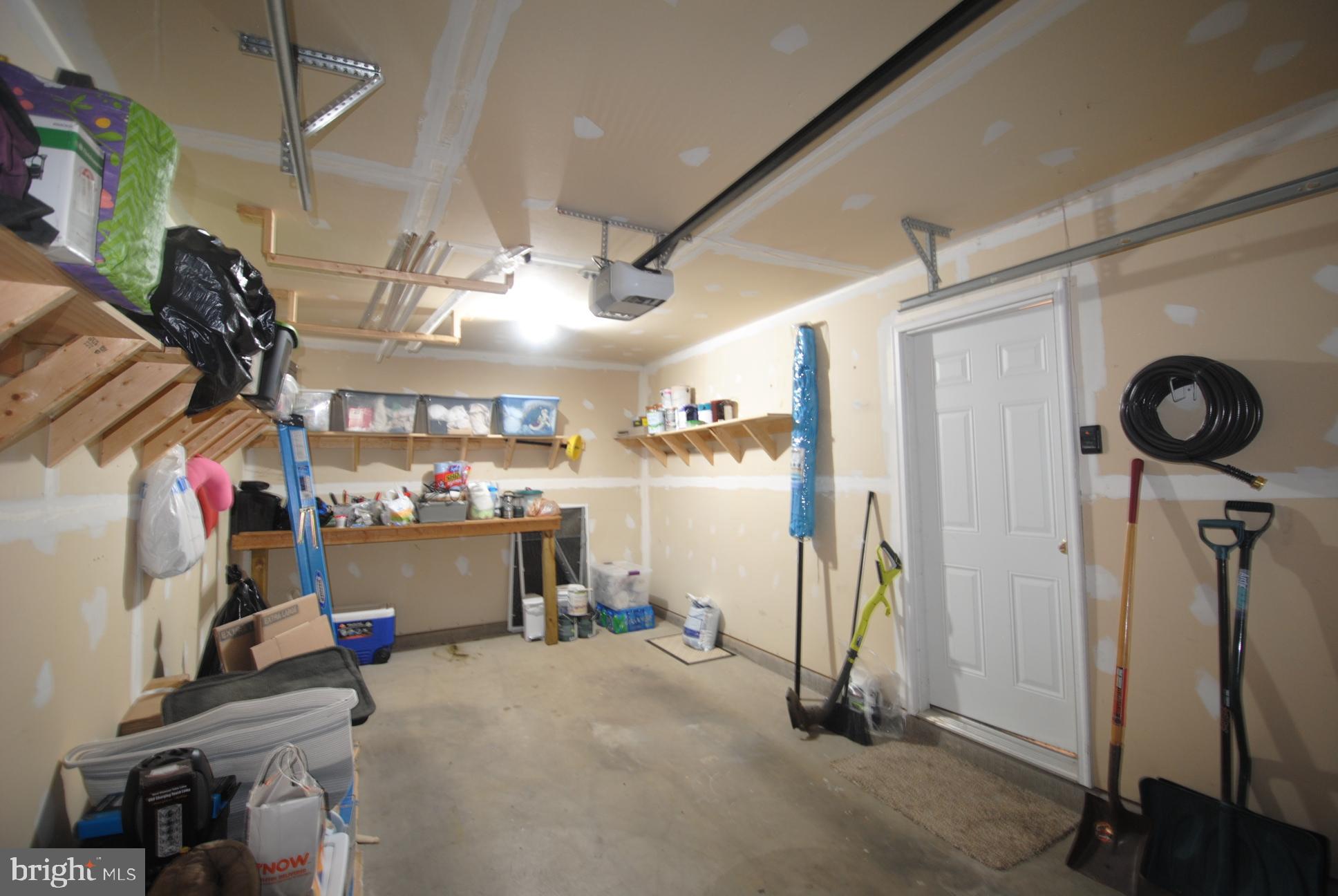 MILLS FARM - Residential