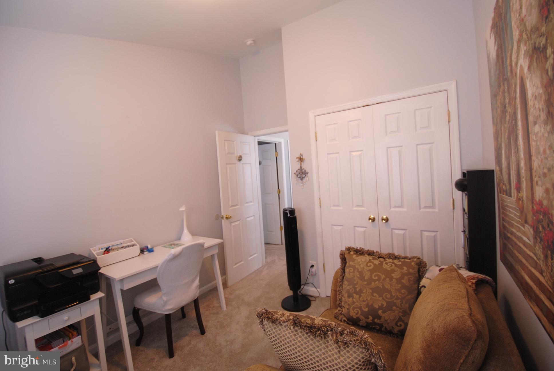 MILLS FARM - Residential