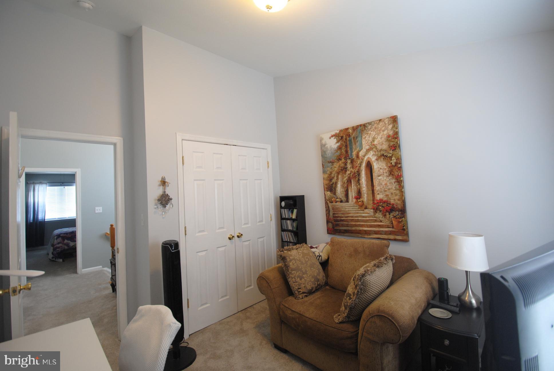 MILLS FARM - Residential