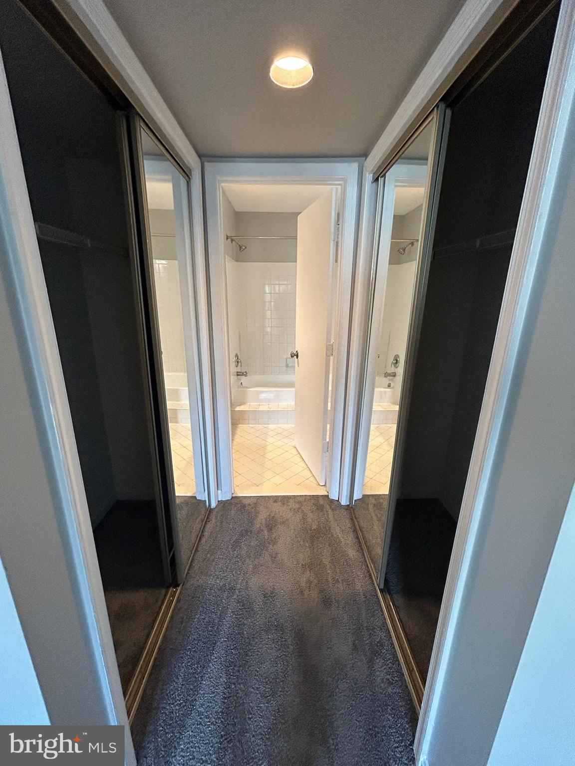 BRIDGEPORT - Residential Lease