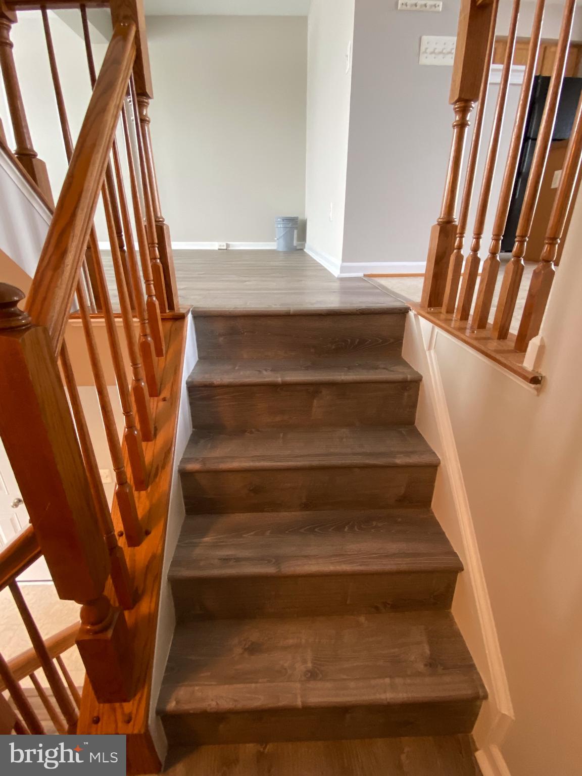 LAKELAND PLACE - Residential Lease