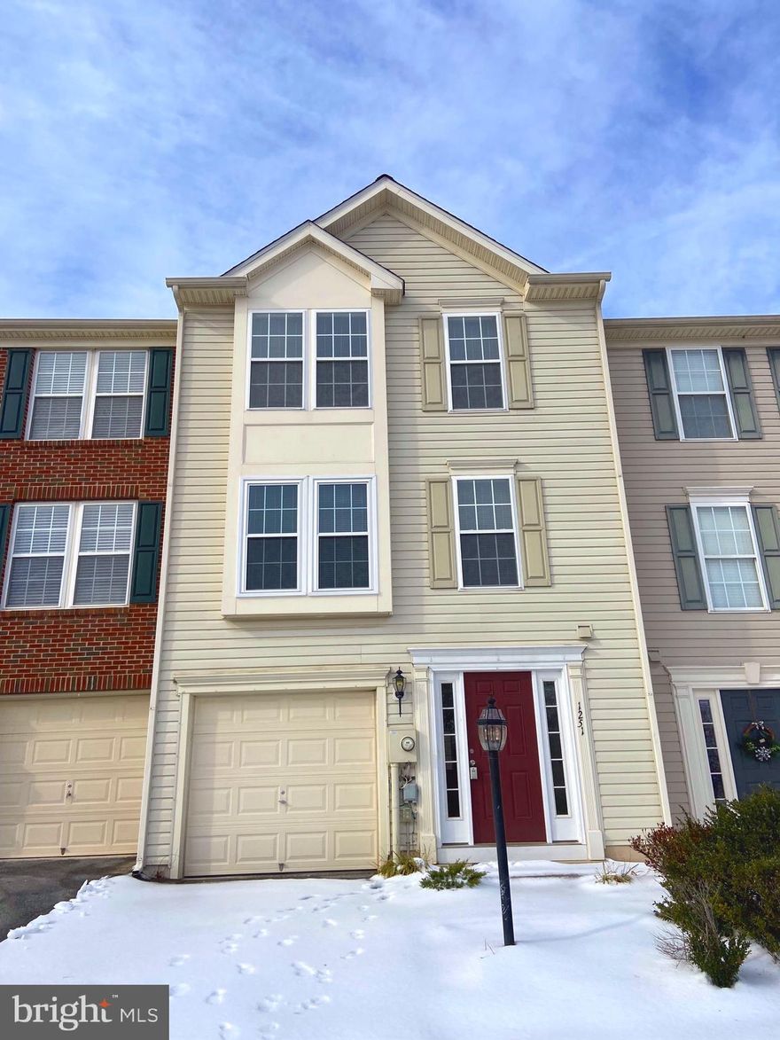 Beautiful Townhome that has been freshly painted, matching wood flooring through the entire home,  including the fully finished basement. Laundry room on basement level. Home has just been professionally cleaned and ready for new tenants. Tenants will be responsible to place all utilities in their names upon move in. A single pet will be allowed, case by case basis with a pet deposit depending on type of pet. Minimum lease of 24 months.  Application fee of $30 that will run criminal, background check and credit check. Tenants must make at least 5,700.00 a month to qualify.