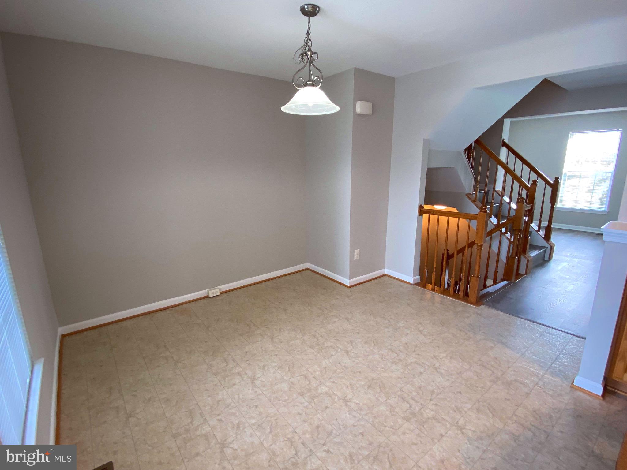 LAKELAND PLACE - Residential Lease