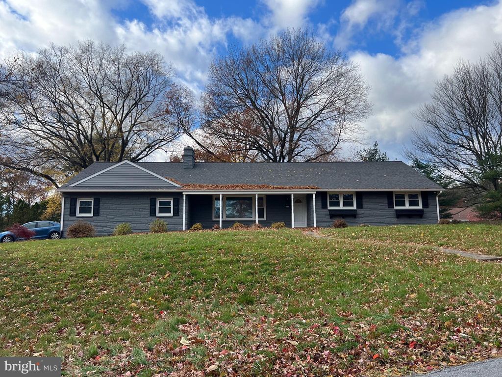 Photo of 1612 Elbridge Road, HARRISBURG, PA 17112 (MLS # PADA2051616)