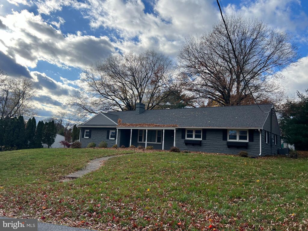 Photo of 1612 Elbridge Road, HARRISBURG, PA 17112 (MLS # PADA2051616)