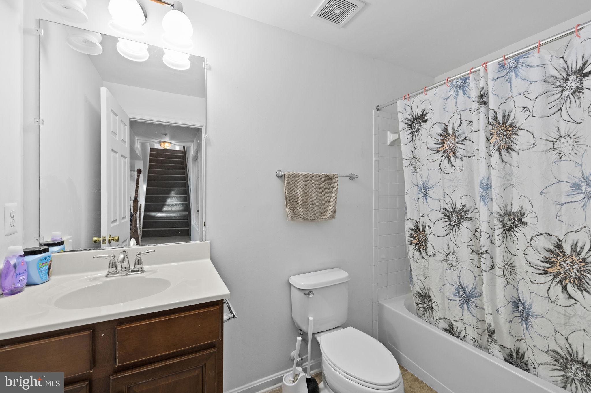 NORTH RIDGE ESTATES - Residential