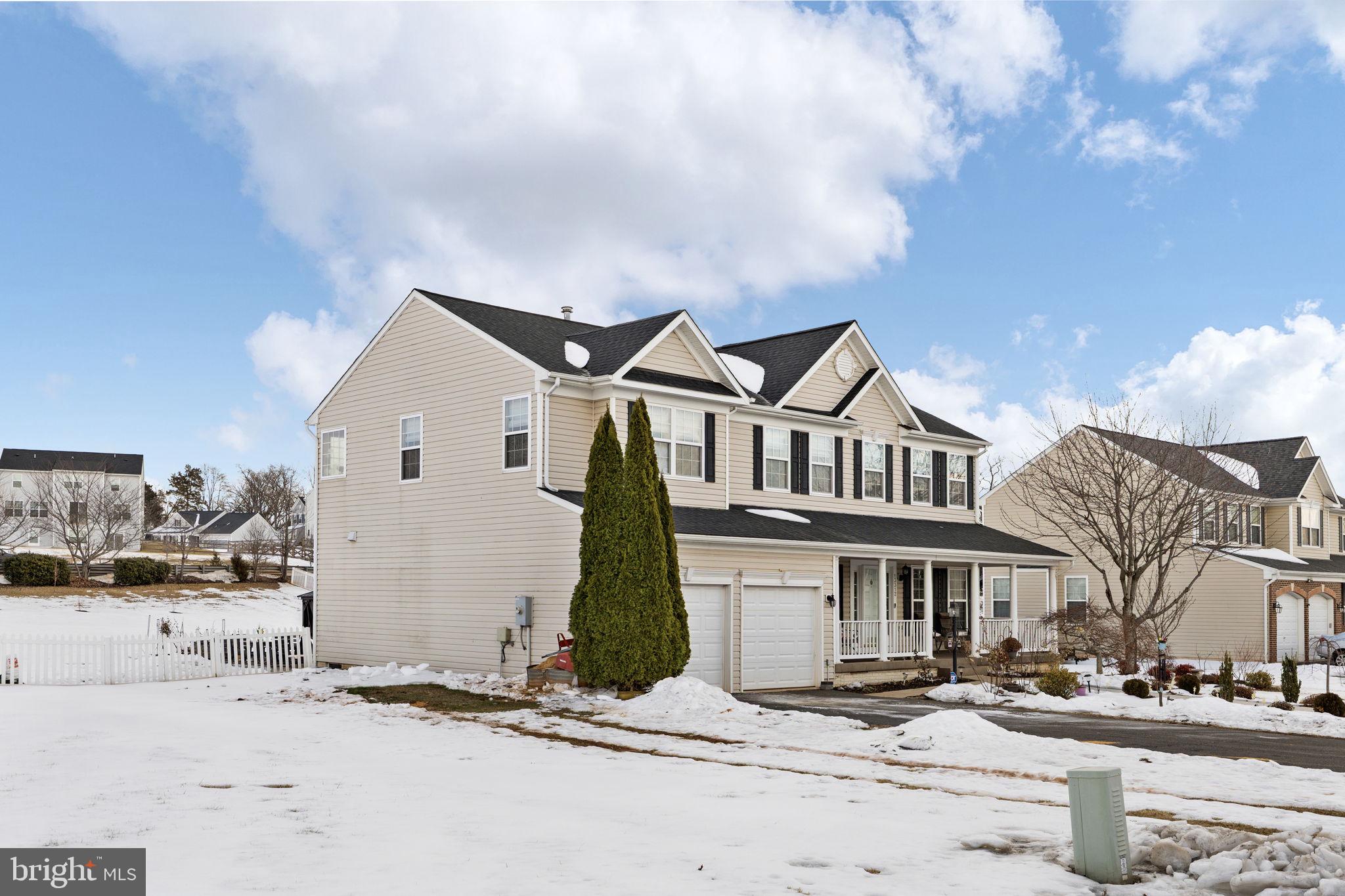 NORTH RIDGE ESTATES - Residential