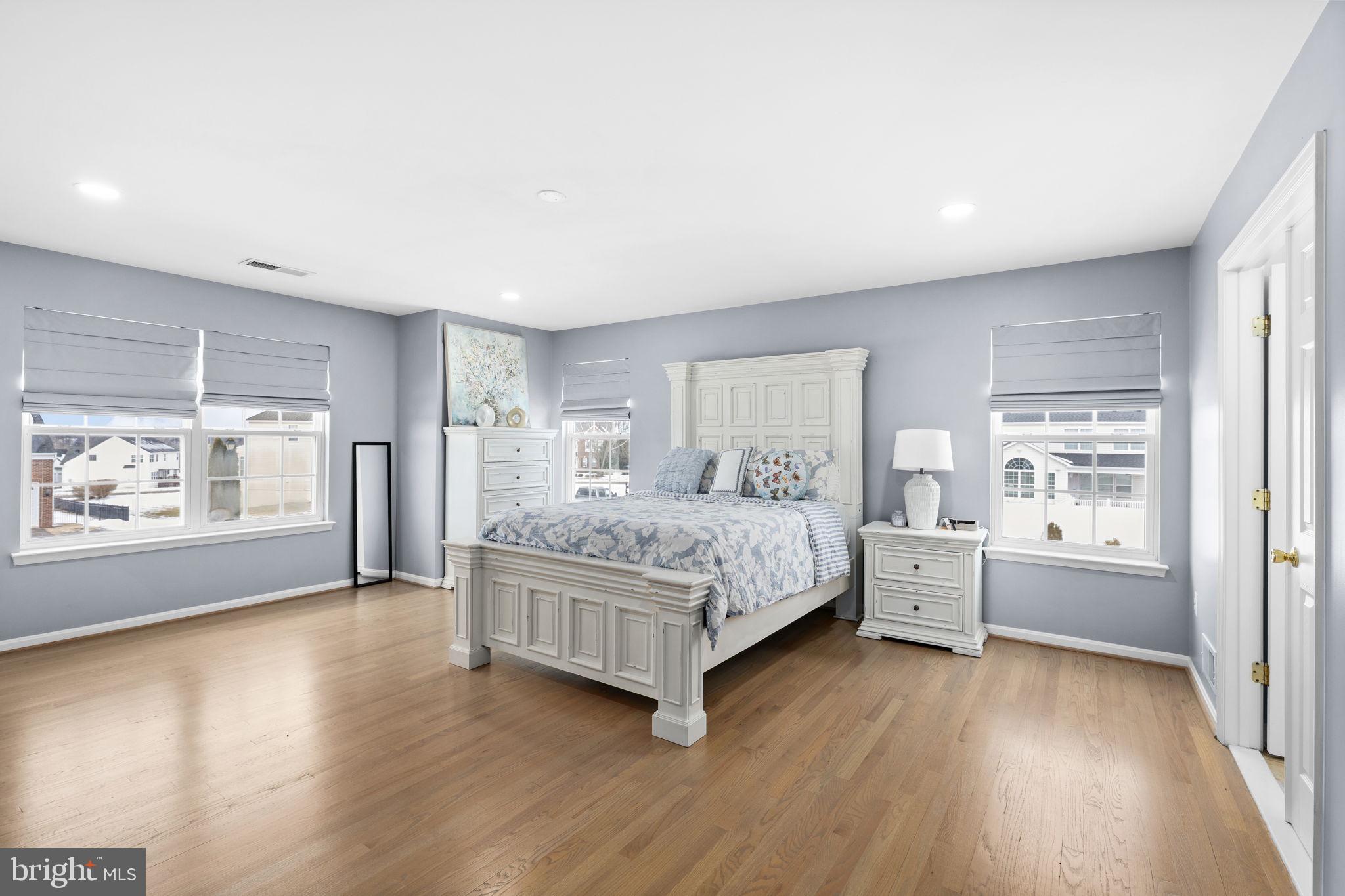 NORTH RIDGE ESTATES - Residential