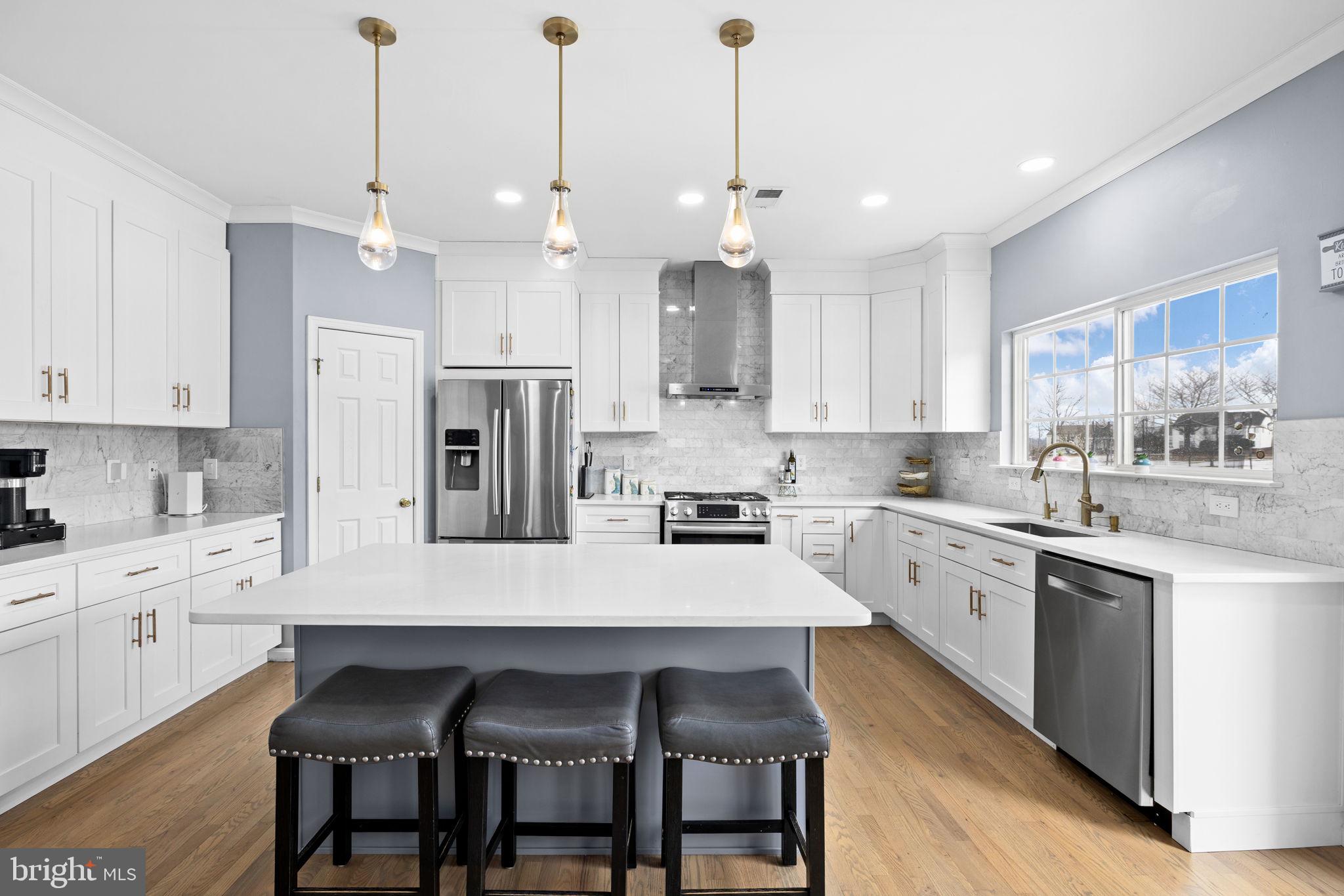 NORTH RIDGE ESTATES - Residential