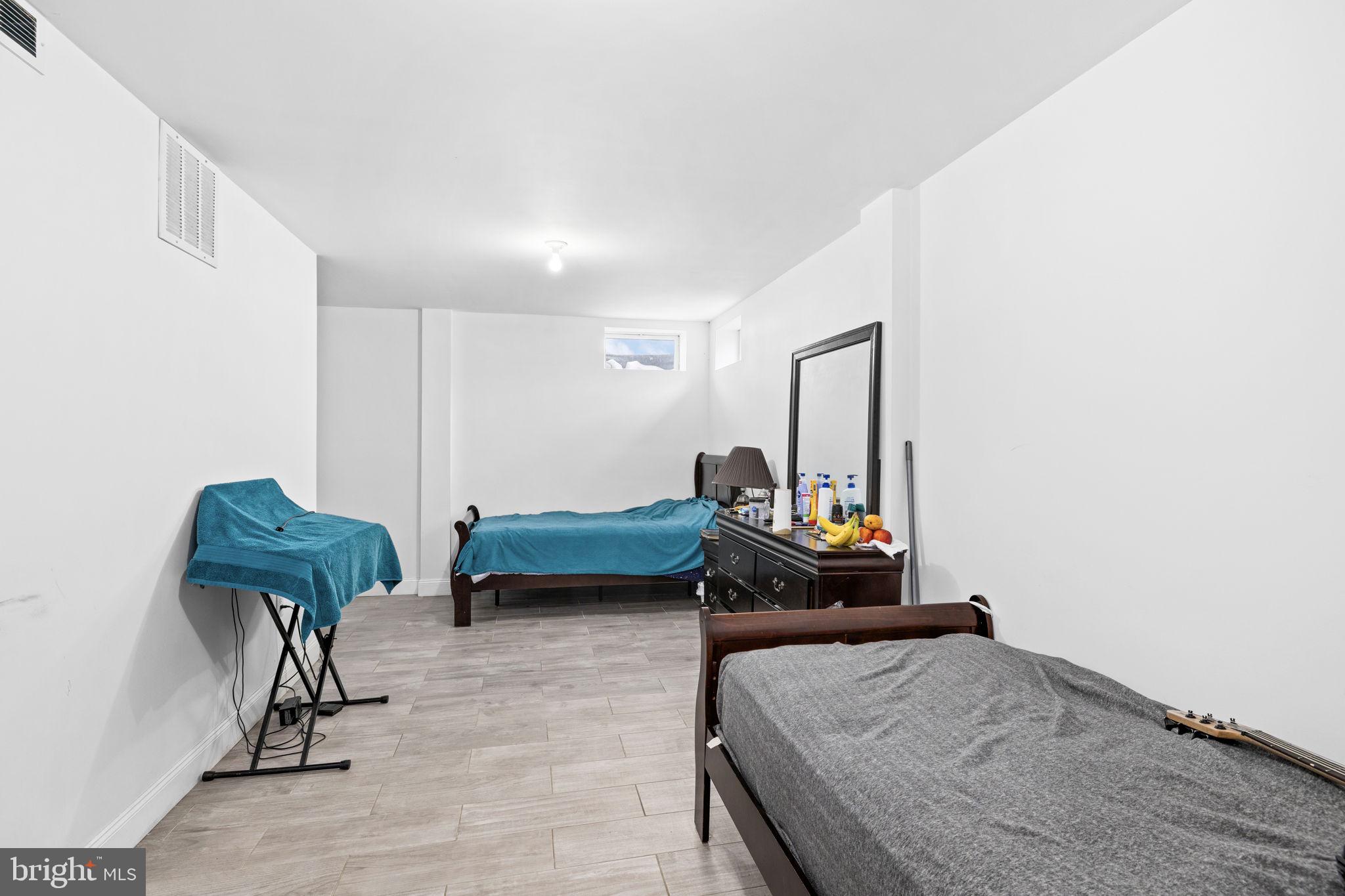 NORTH RIDGE ESTATES - Residential