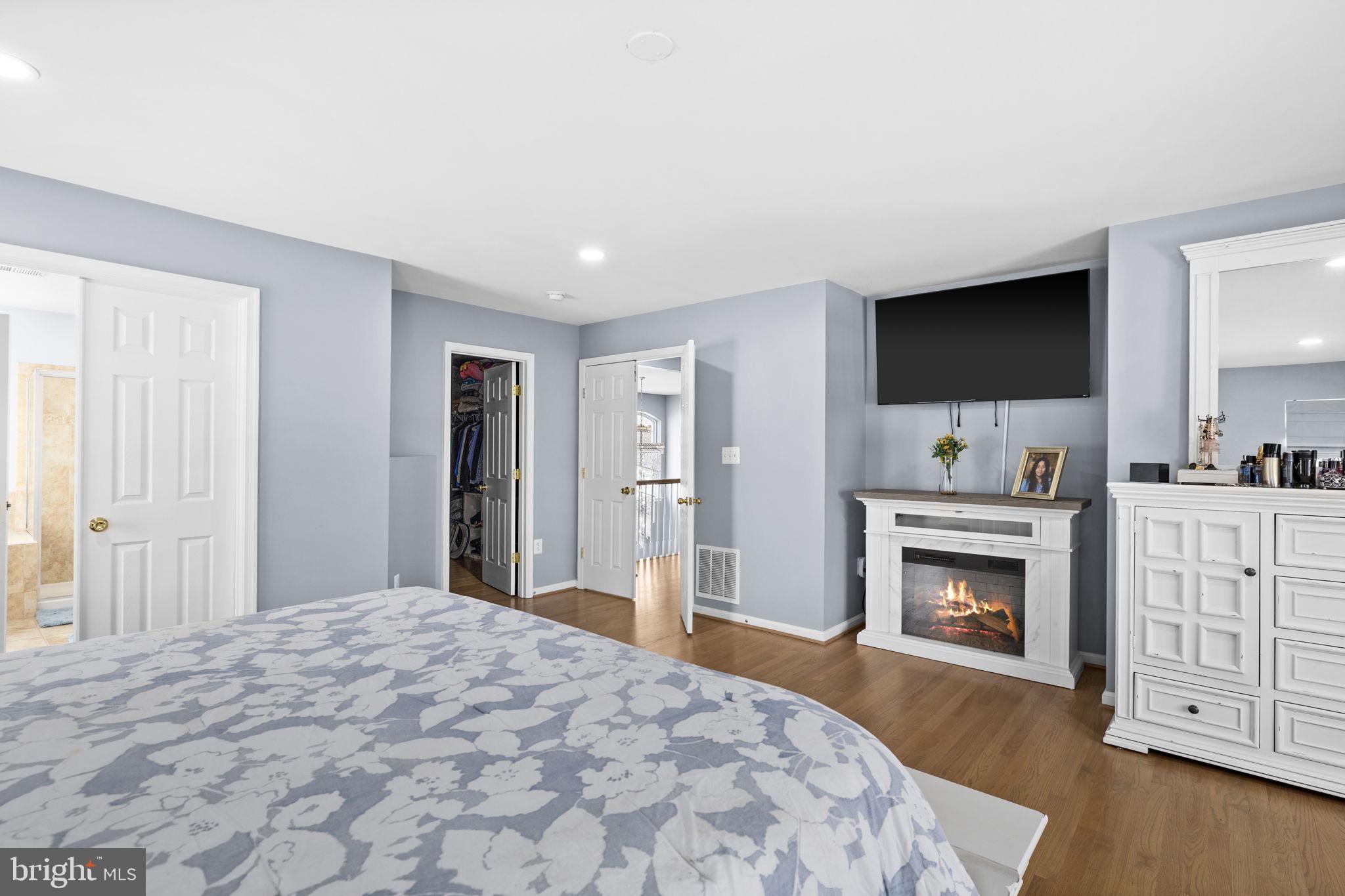 NORTH RIDGE ESTATES - Residential