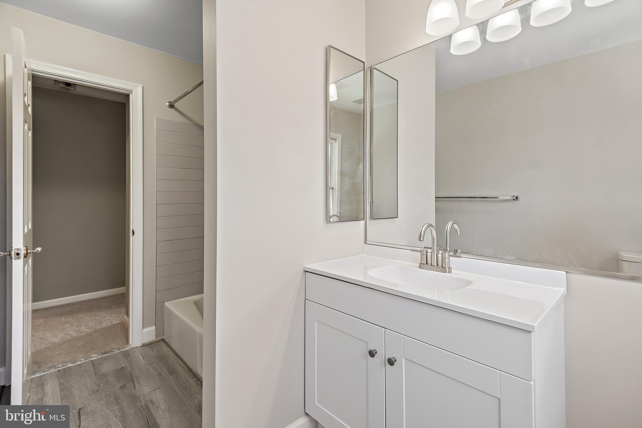 AVENEL - Residential