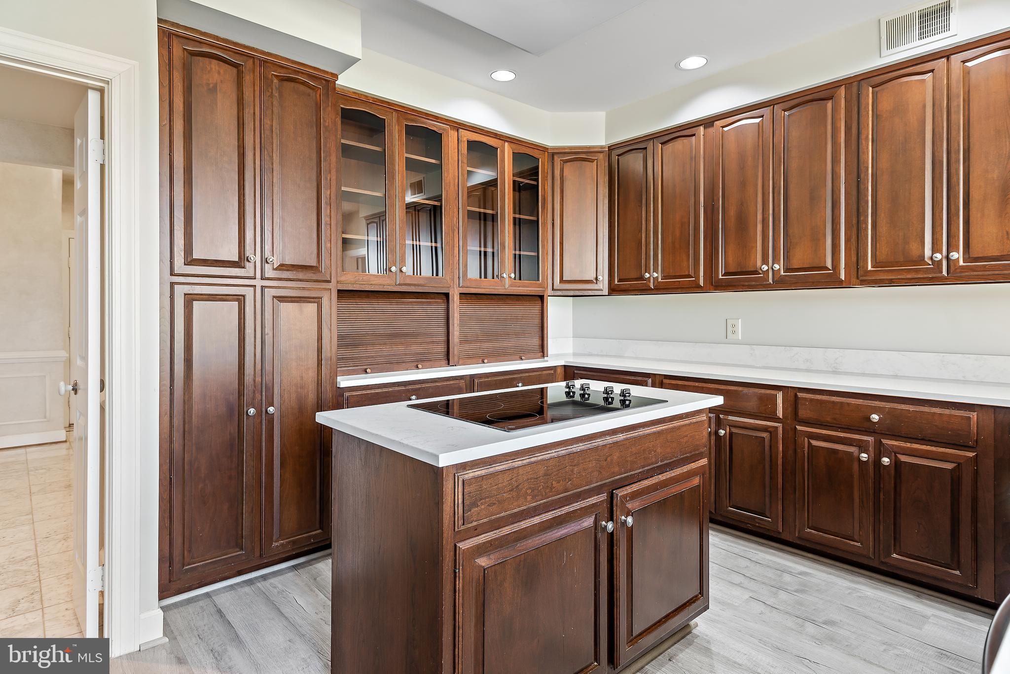 AVENEL - Residential