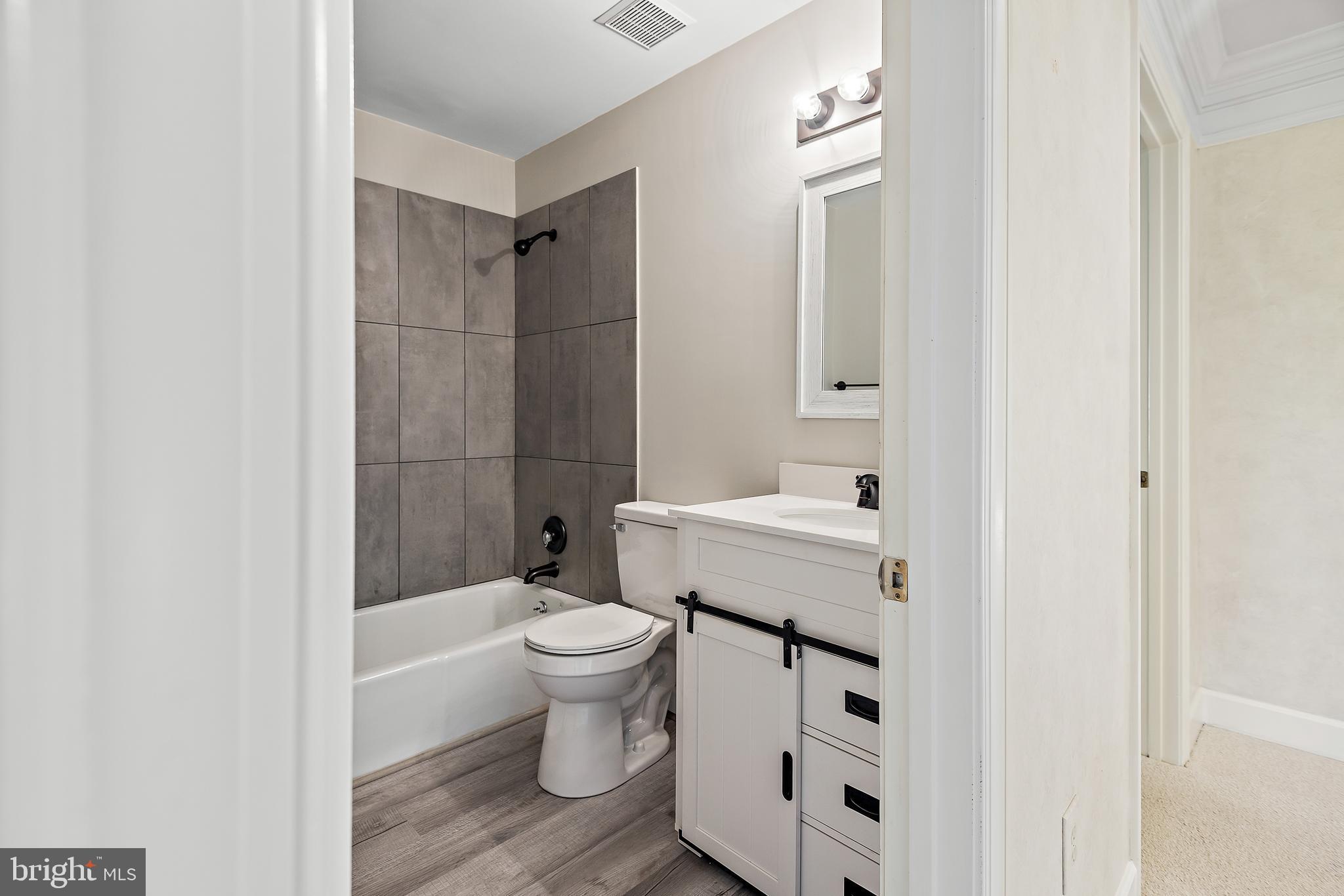 AVENEL - Residential