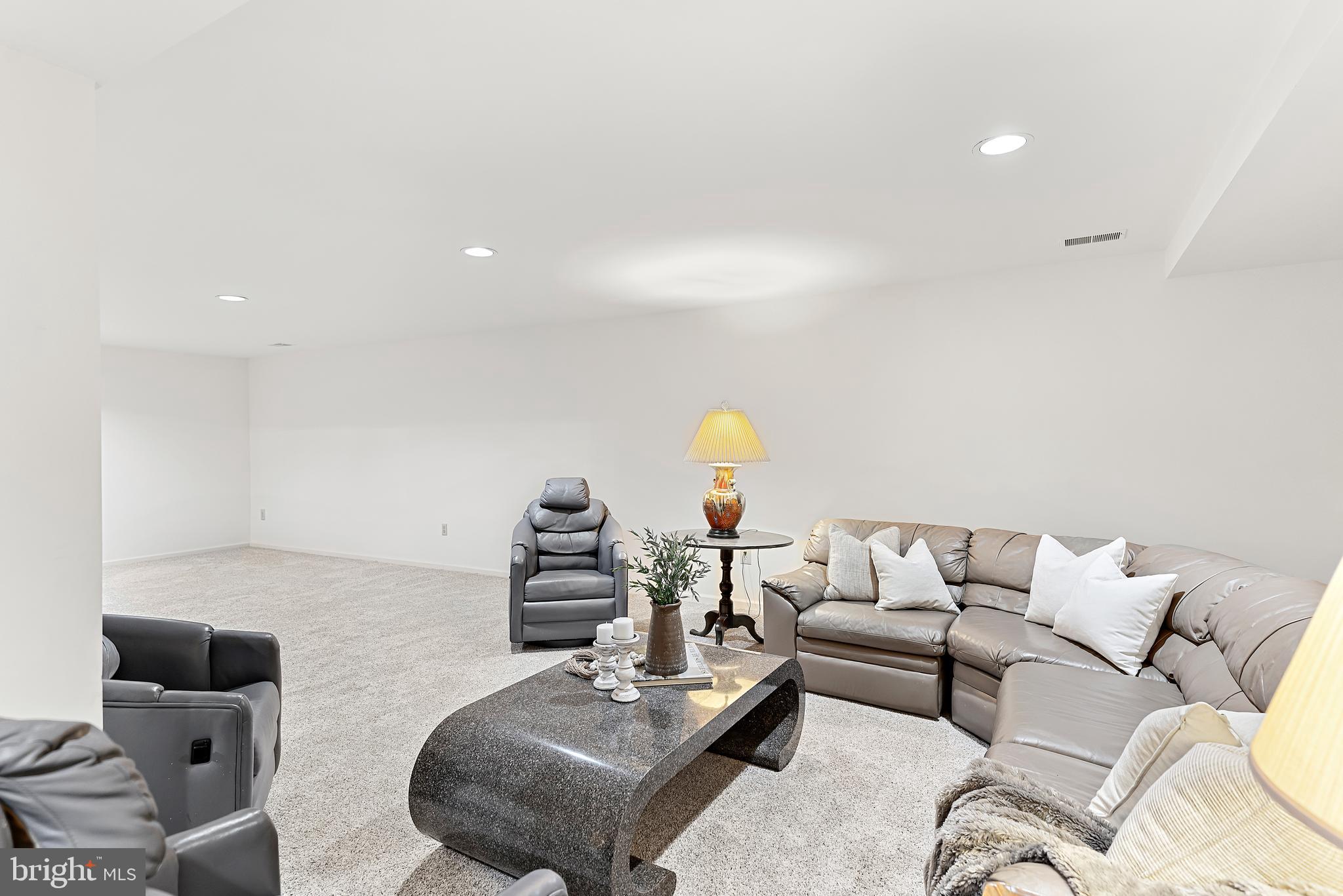 AVENEL - Residential