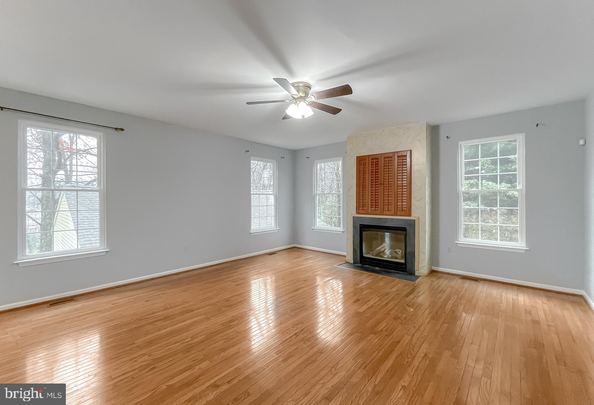 WOODHAVEN - Residential