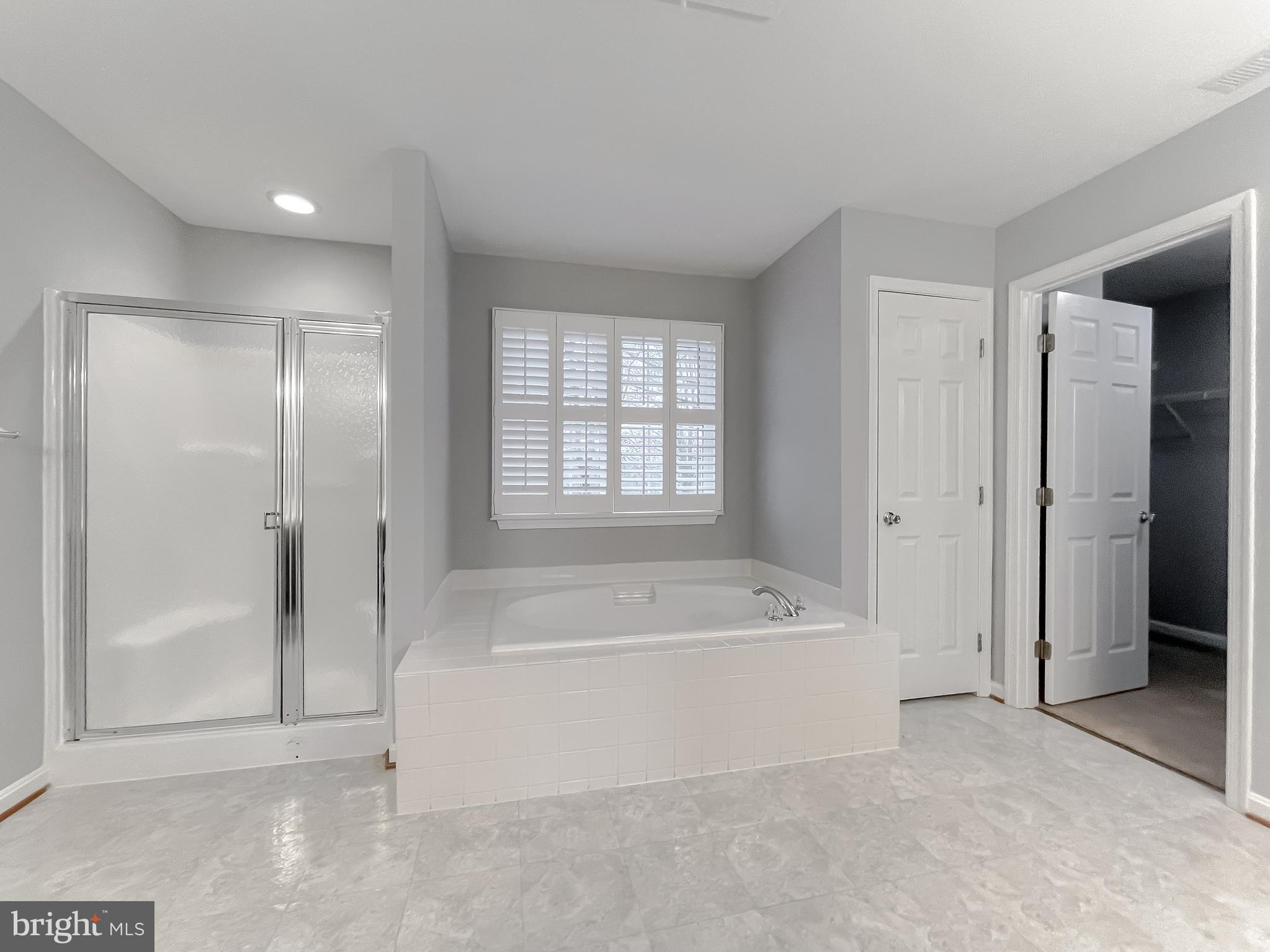 WOODHAVEN - Residential