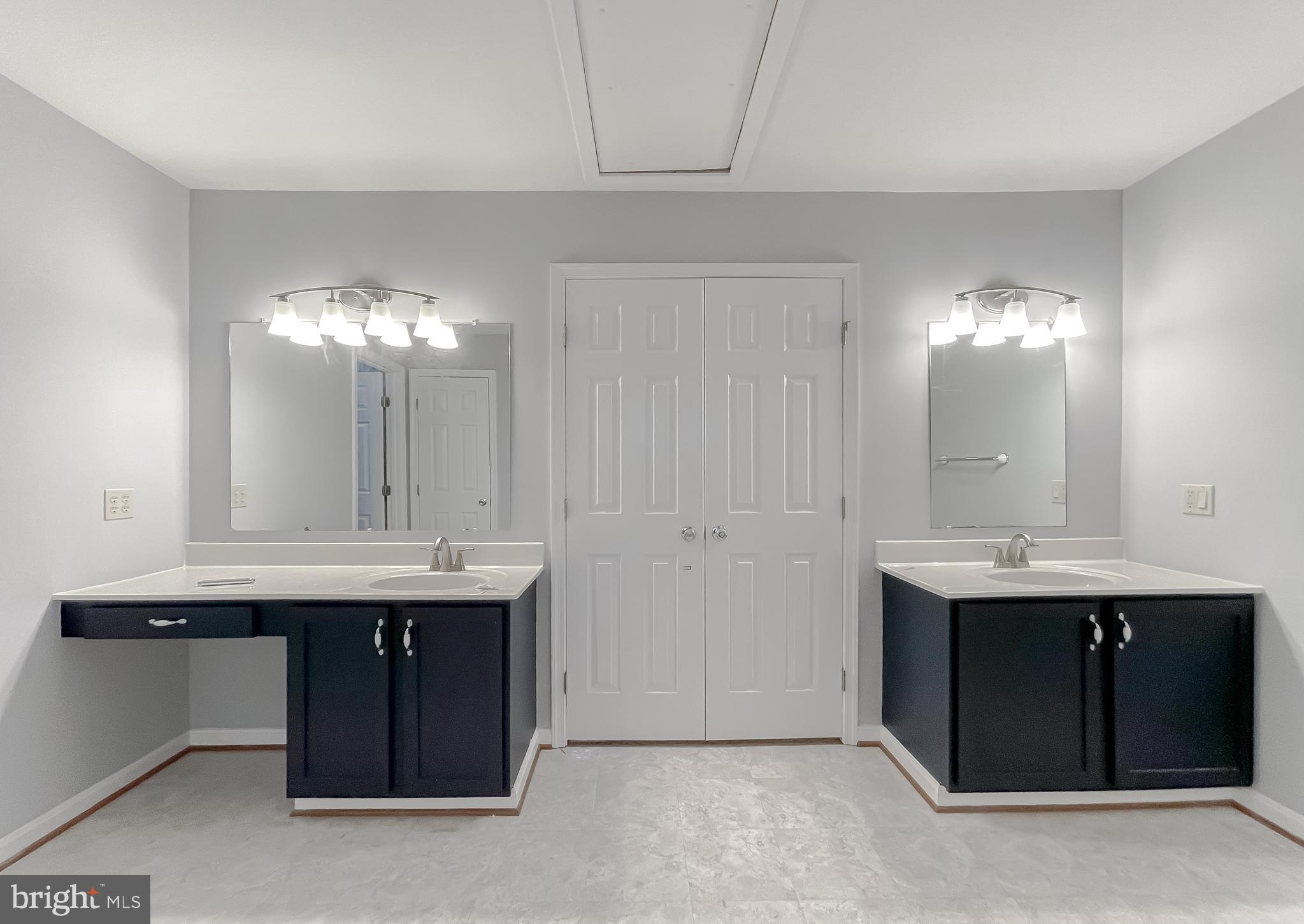 WOODHAVEN - Residential