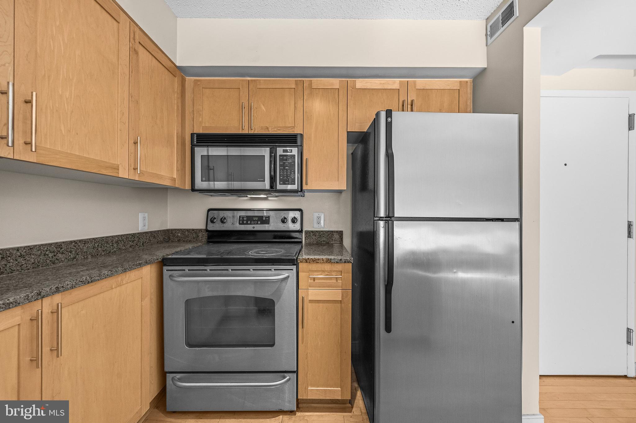 7500 WOODMONT AVENUE S412