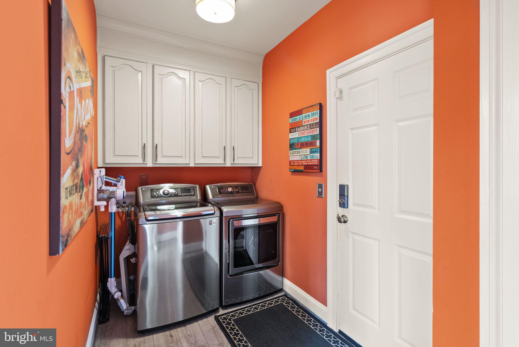 CEDAR CHASE - Residential