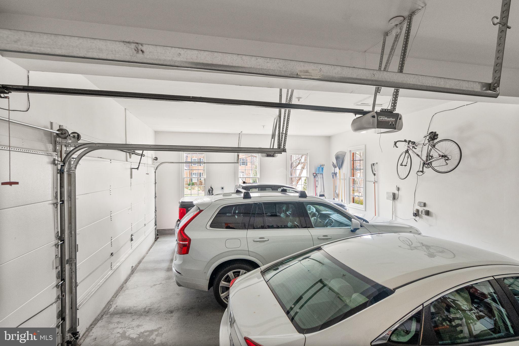 CEDAR CHASE - Residential