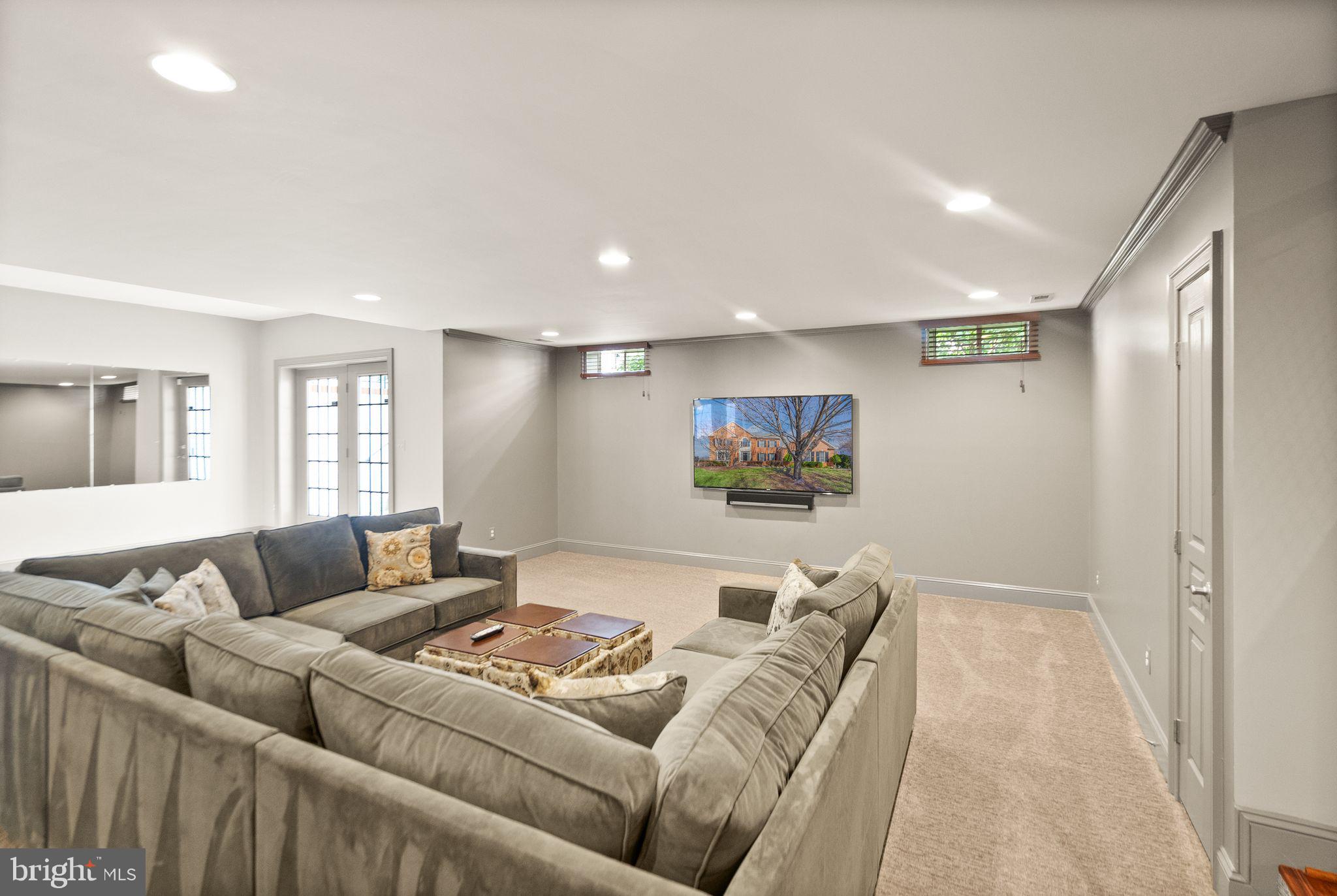 CEDAR CHASE - Residential