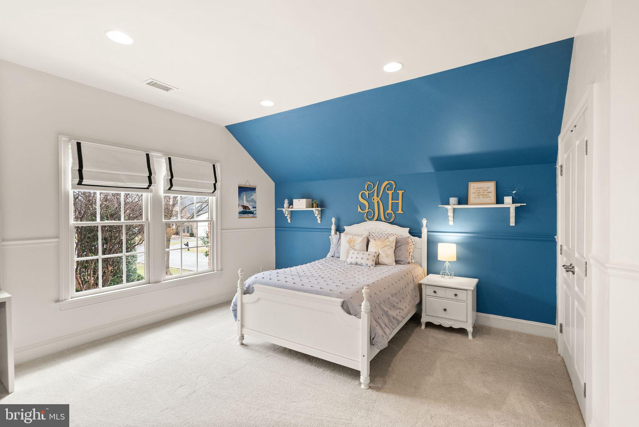 CEDAR CHASE - Residential