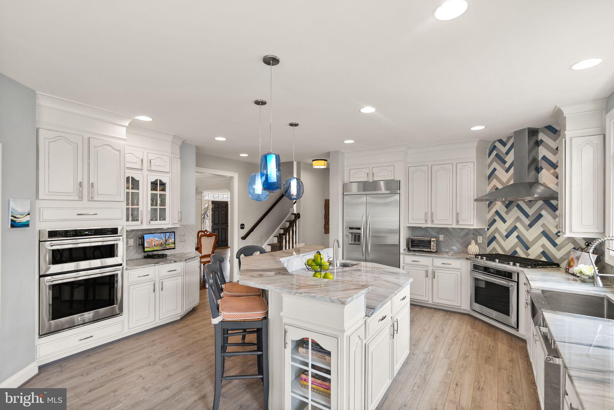 CEDAR CHASE - Residential