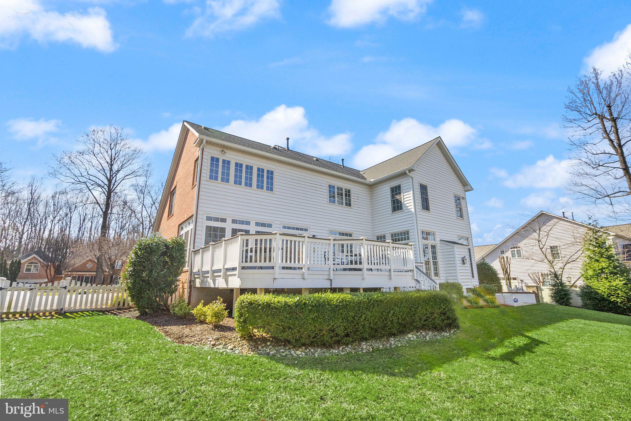 CEDAR CHASE - Residential