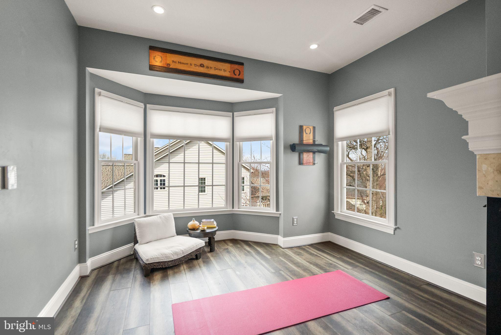 CEDAR CHASE - Residential