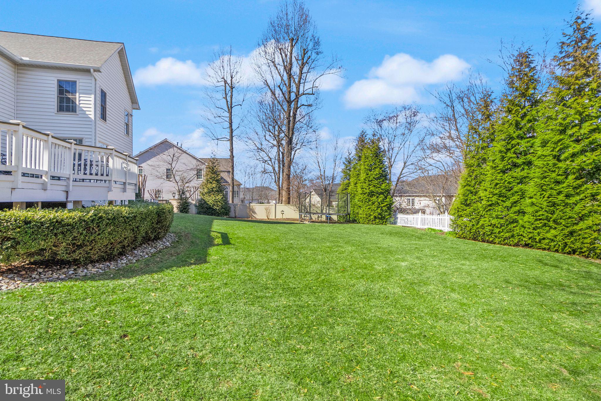 CEDAR CHASE - Residential