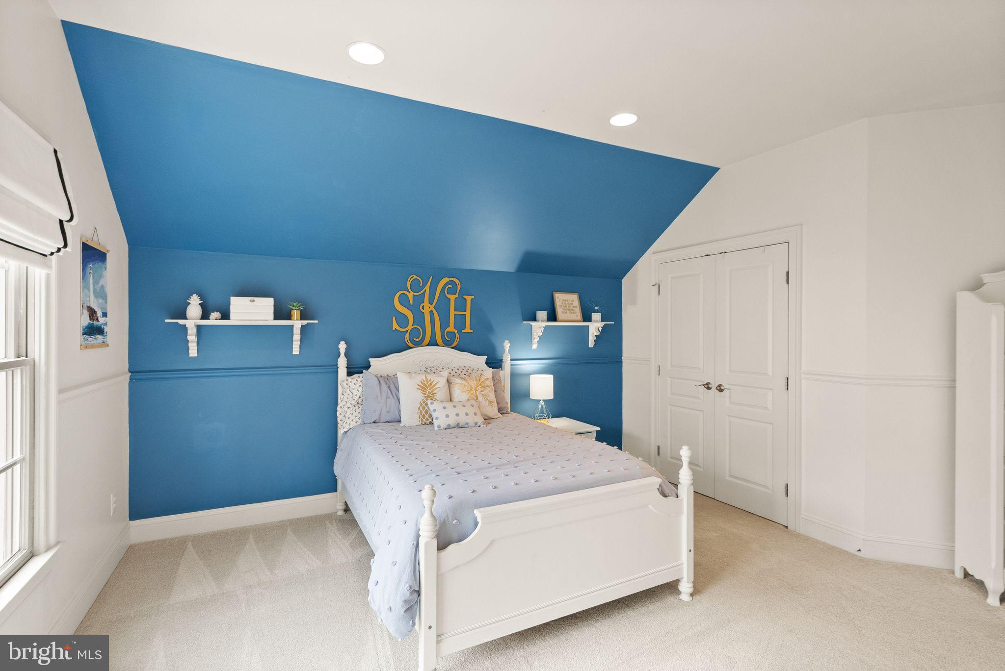 CEDAR CHASE - Residential