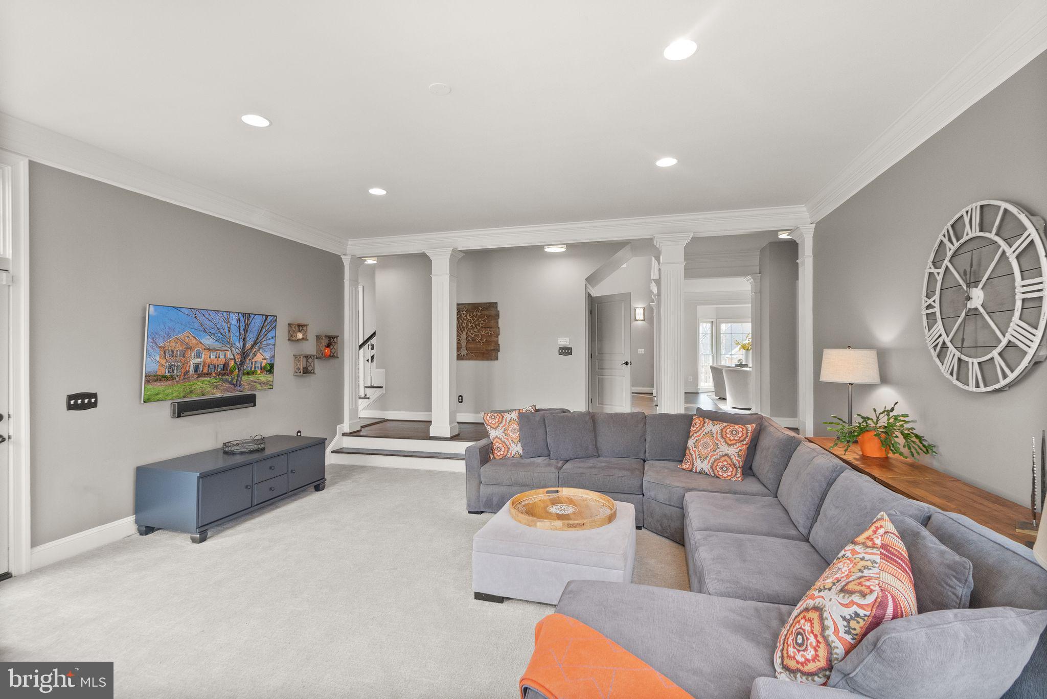 CEDAR CHASE - Residential