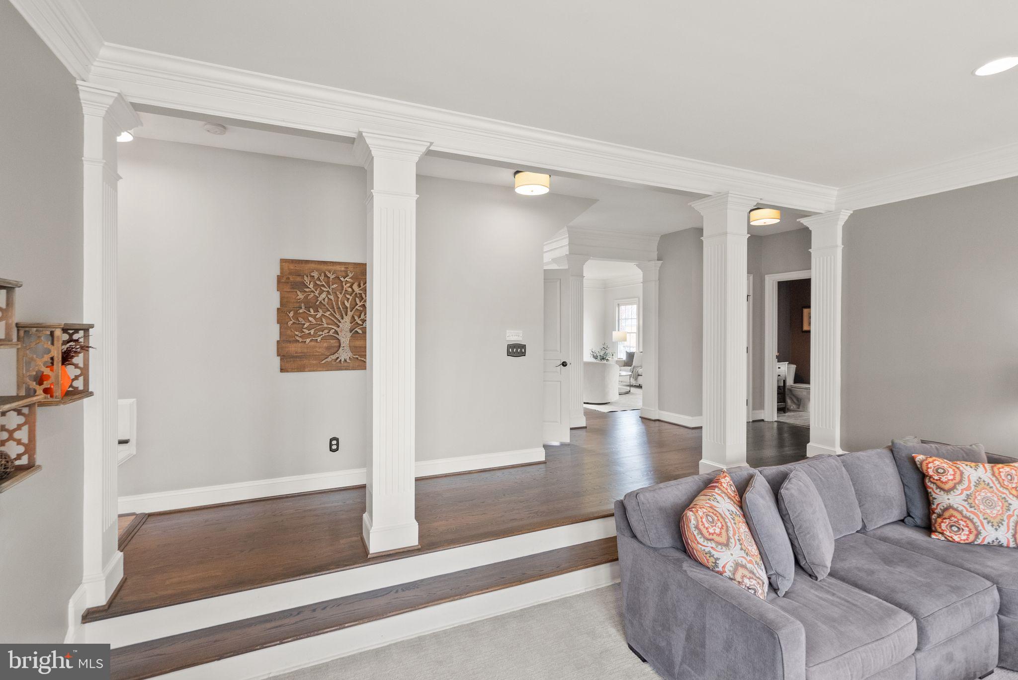 CEDAR CHASE - Residential