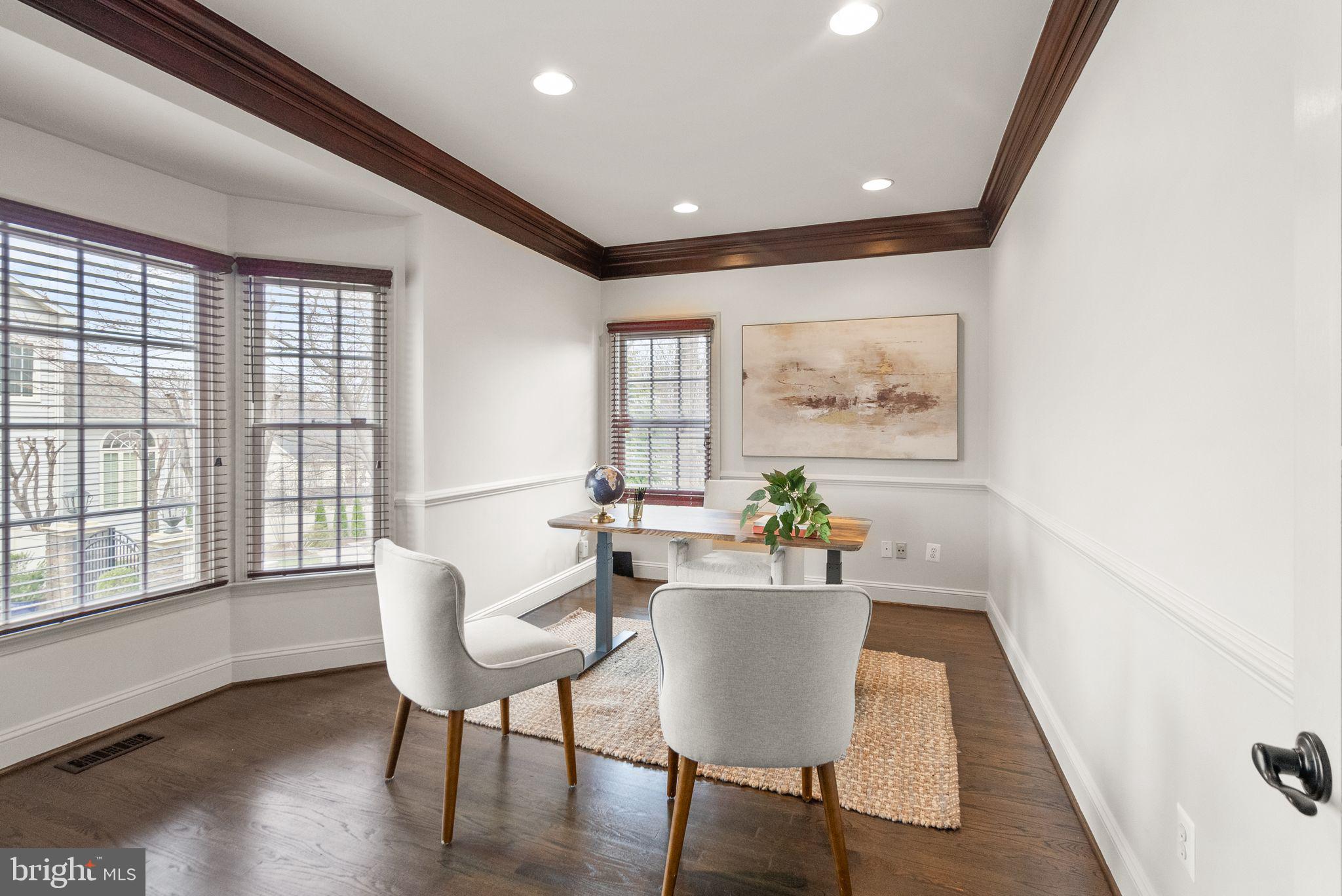 CEDAR CHASE - Residential