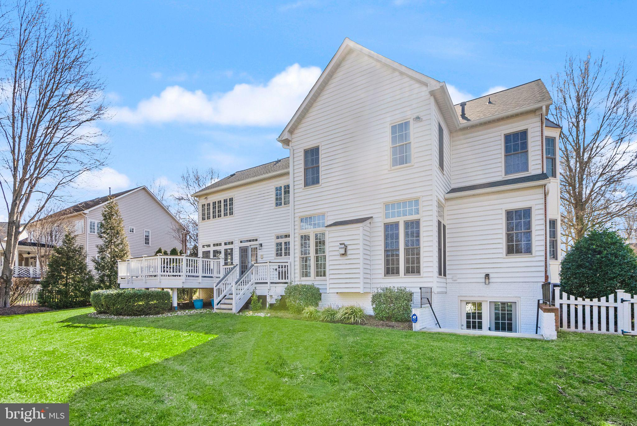 CEDAR CHASE - Residential