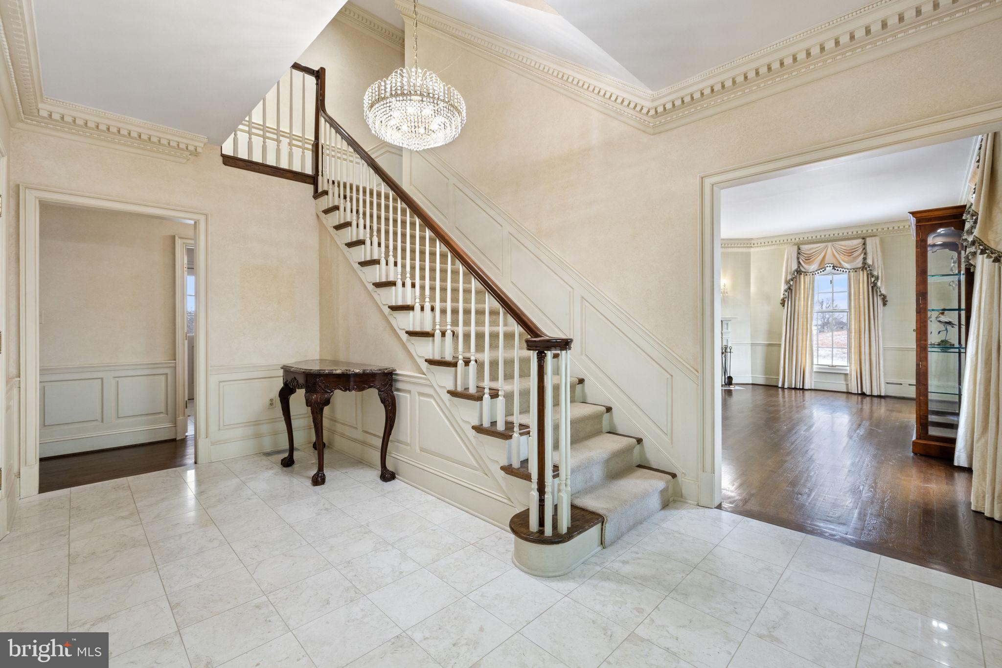 THE PLAINS - Residential