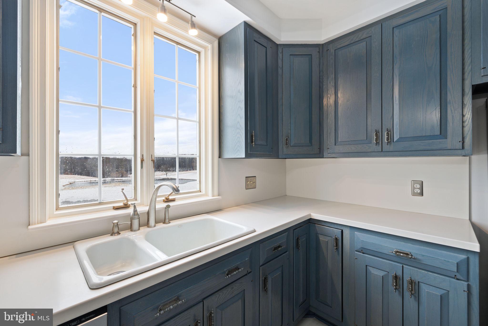 THE PLAINS - Residential