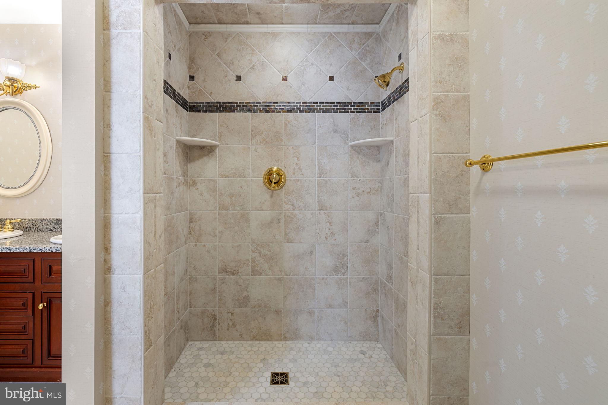 THE PLAINS - Residential