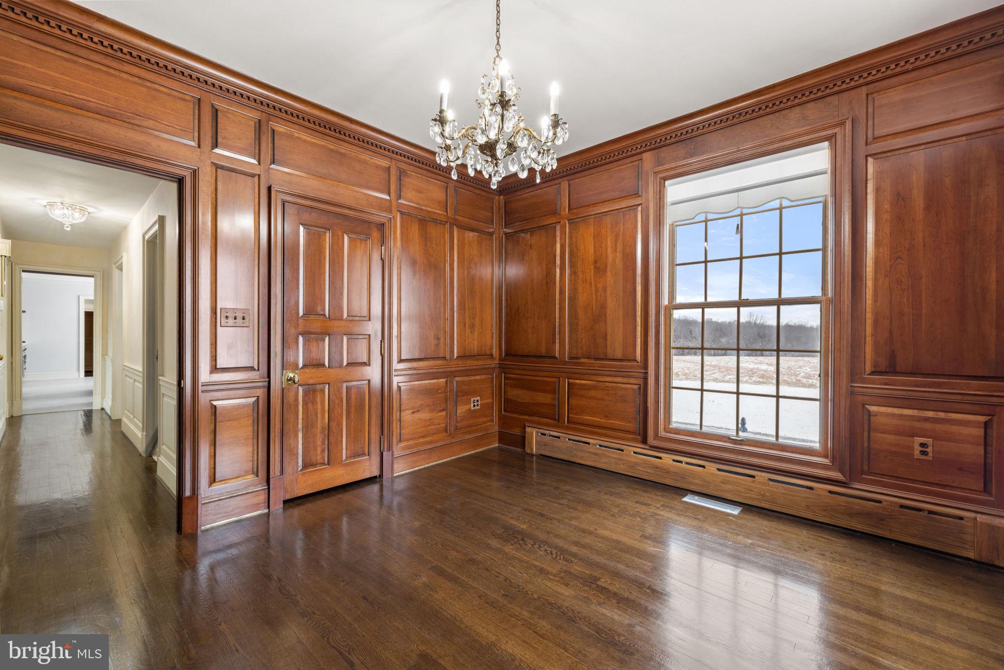 THE PLAINS - Residential