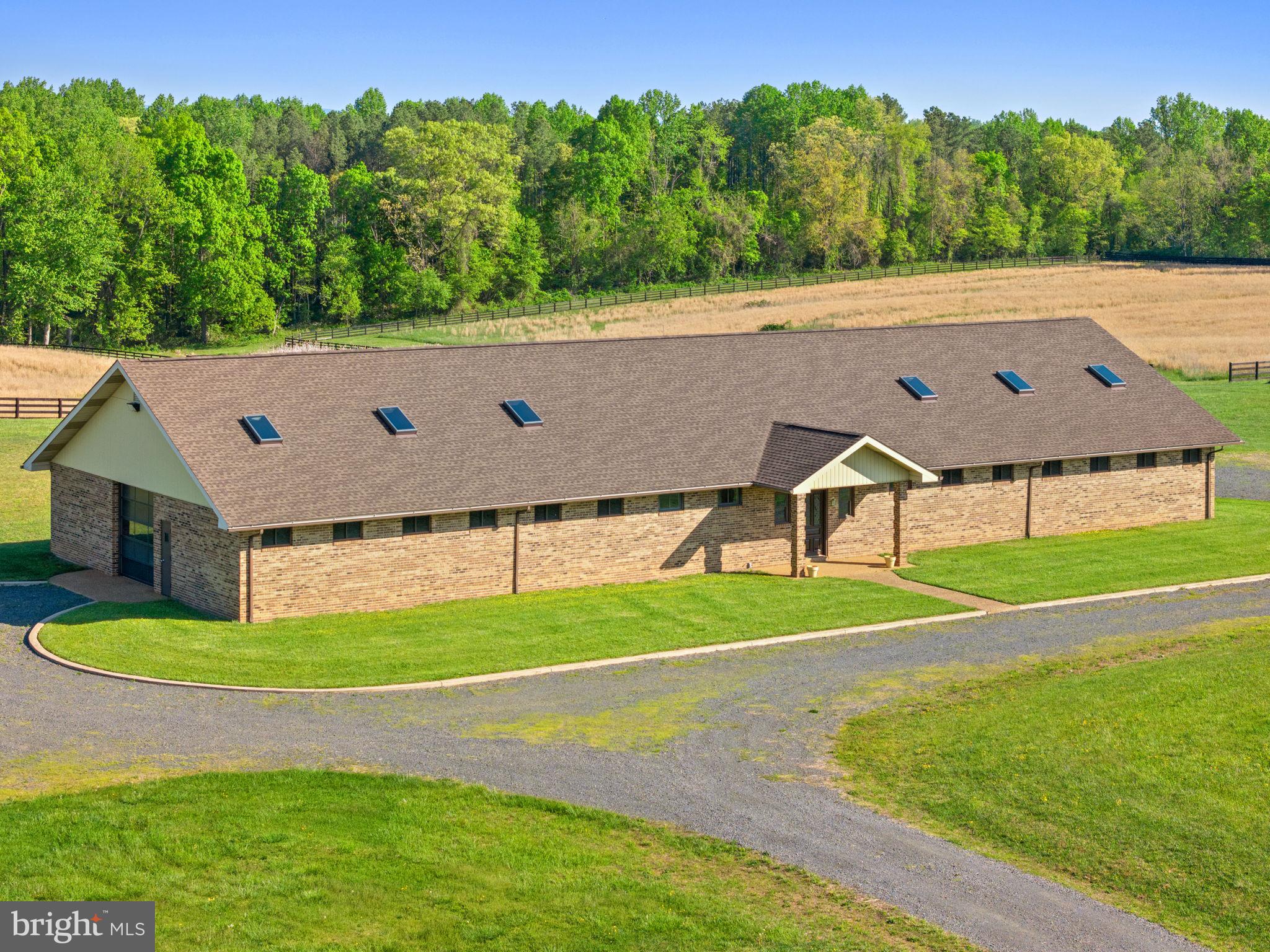 THE PLAINS - Residential