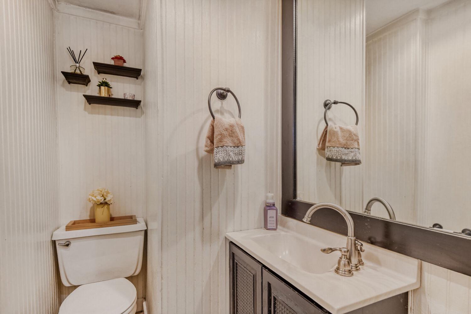 CEDARCROFT HISTORIC DISTRICT - Residential