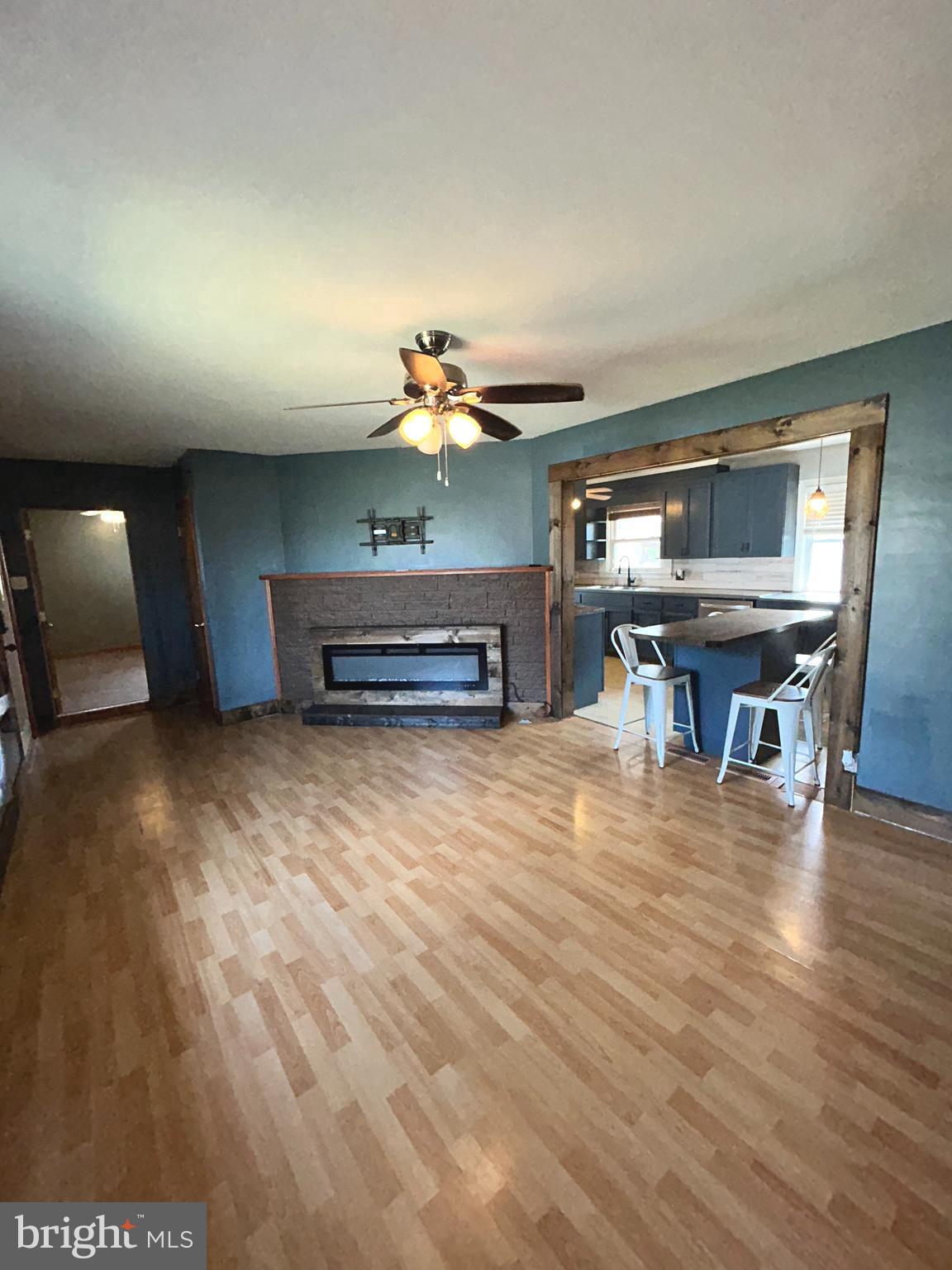 ORCHARD HILLS - Residential Lease