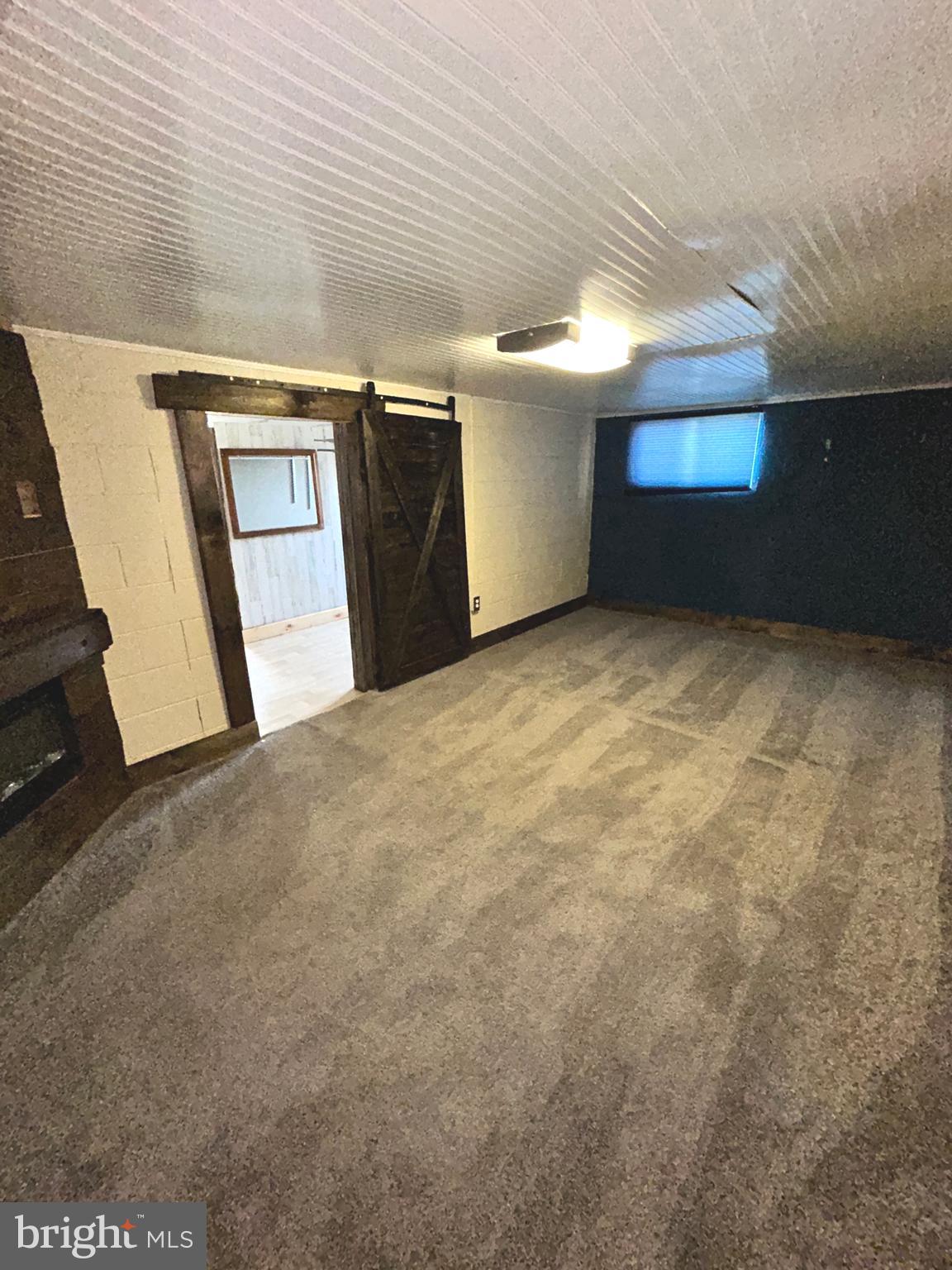 ORCHARD HILLS - Residential Lease