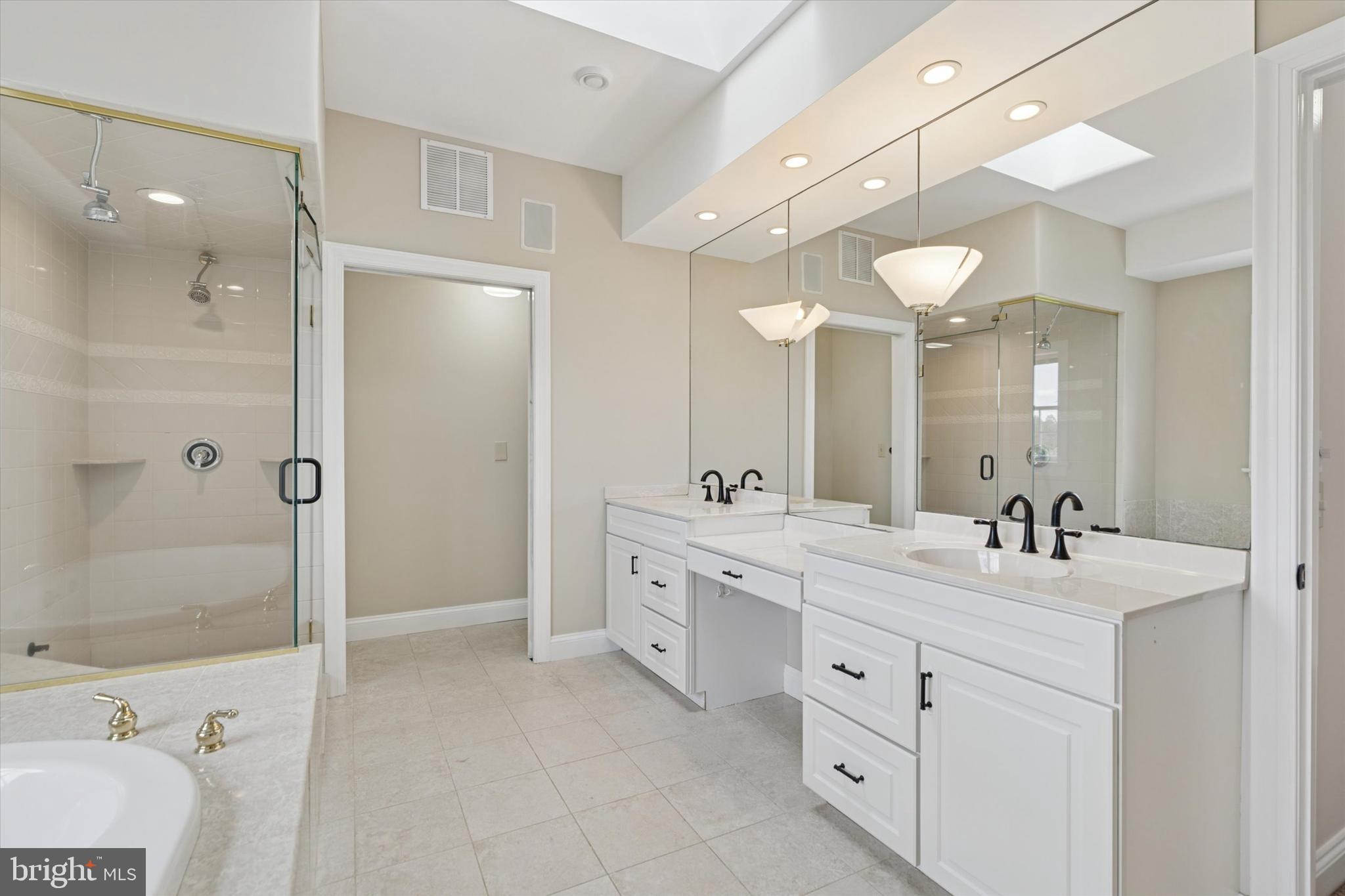 GLEN MILLS - Residential