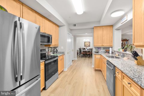 485 HARBOR SIDE STREET 412 WOODBRIDGE VA 22191