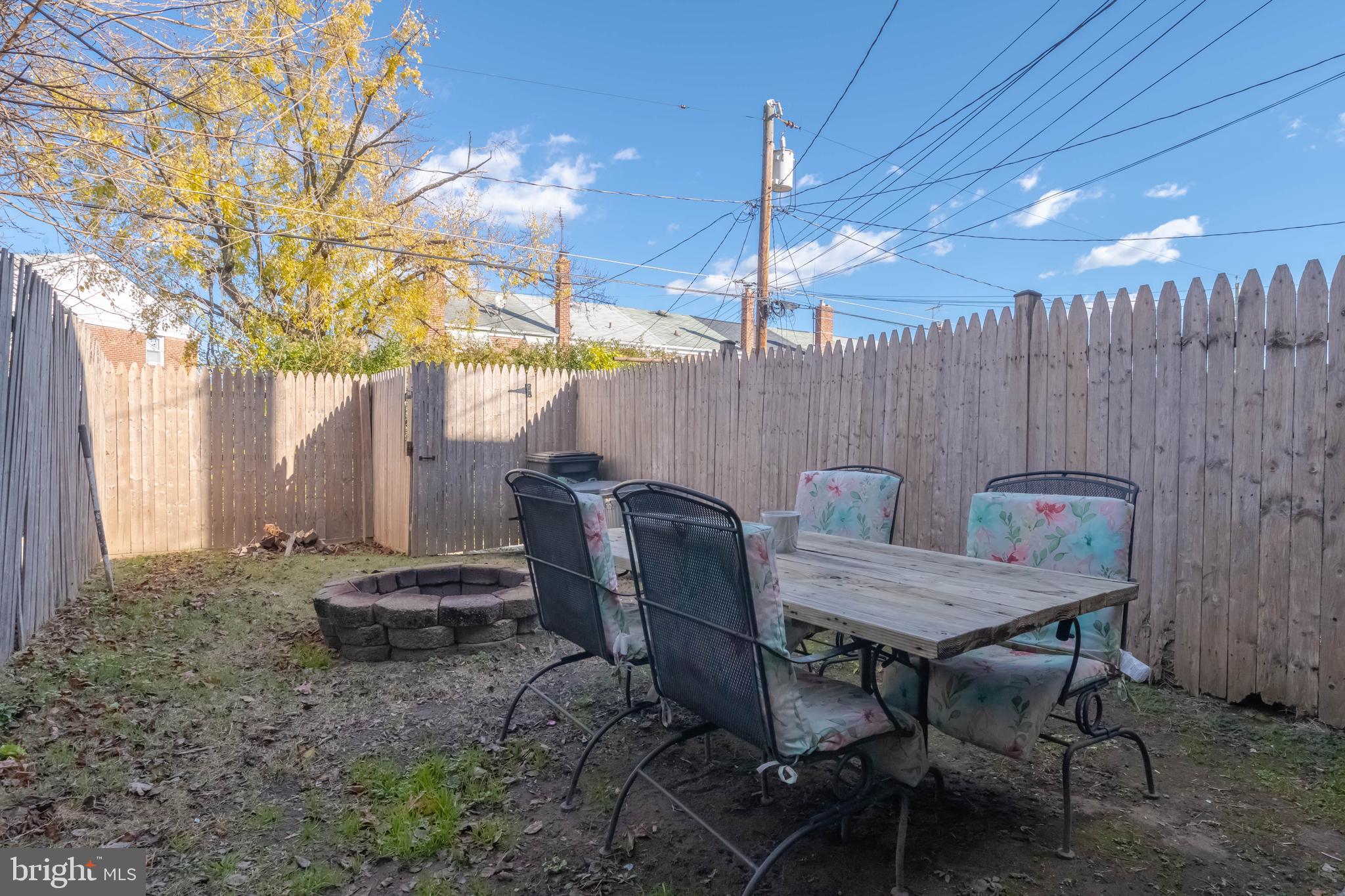 MIDDLESEX - Residential