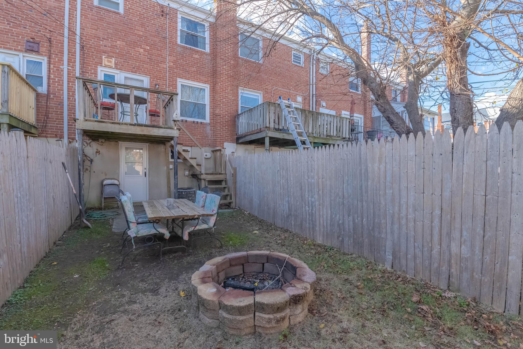 MIDDLESEX - Residential