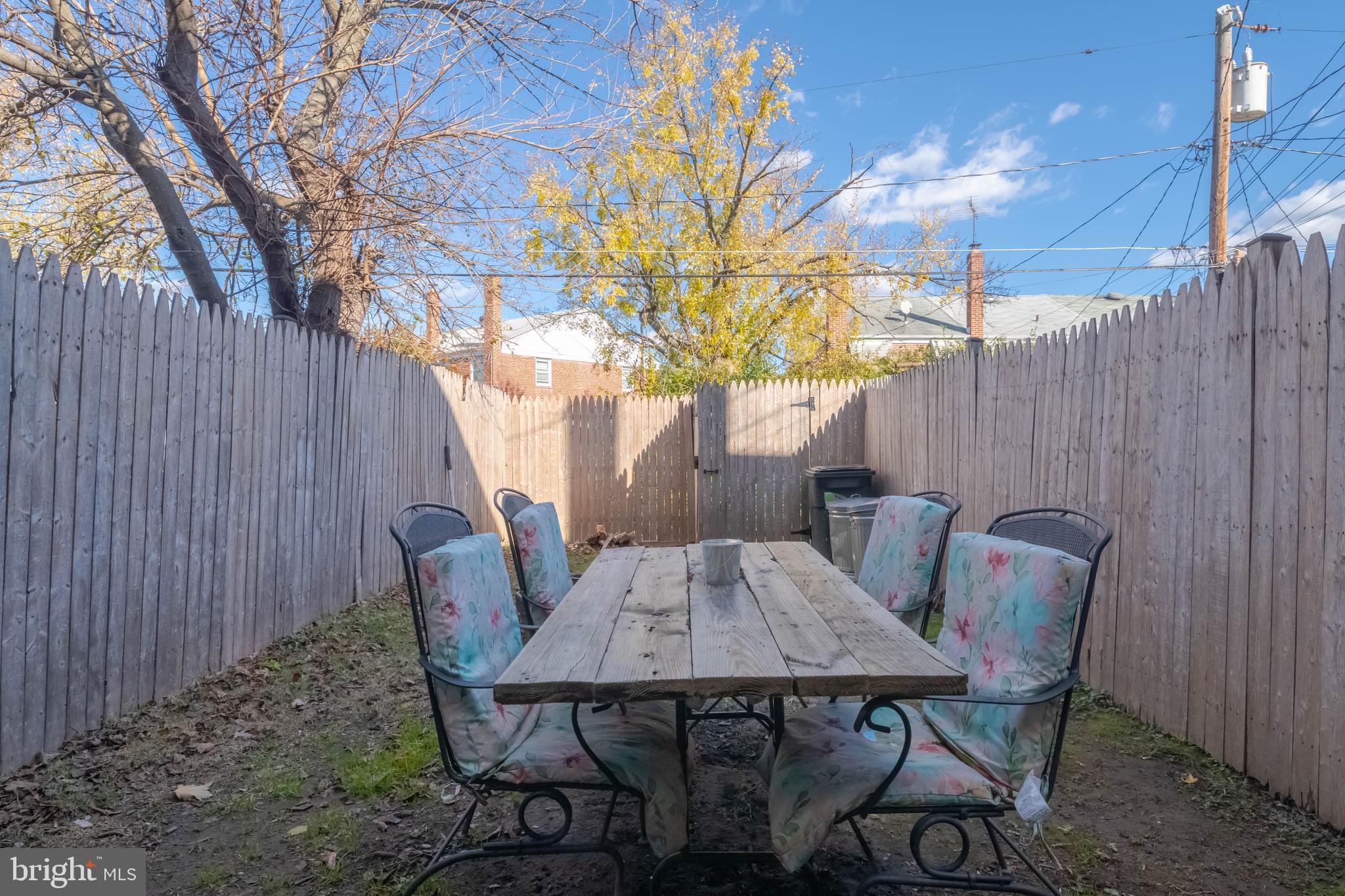 MIDDLESEX - Residential