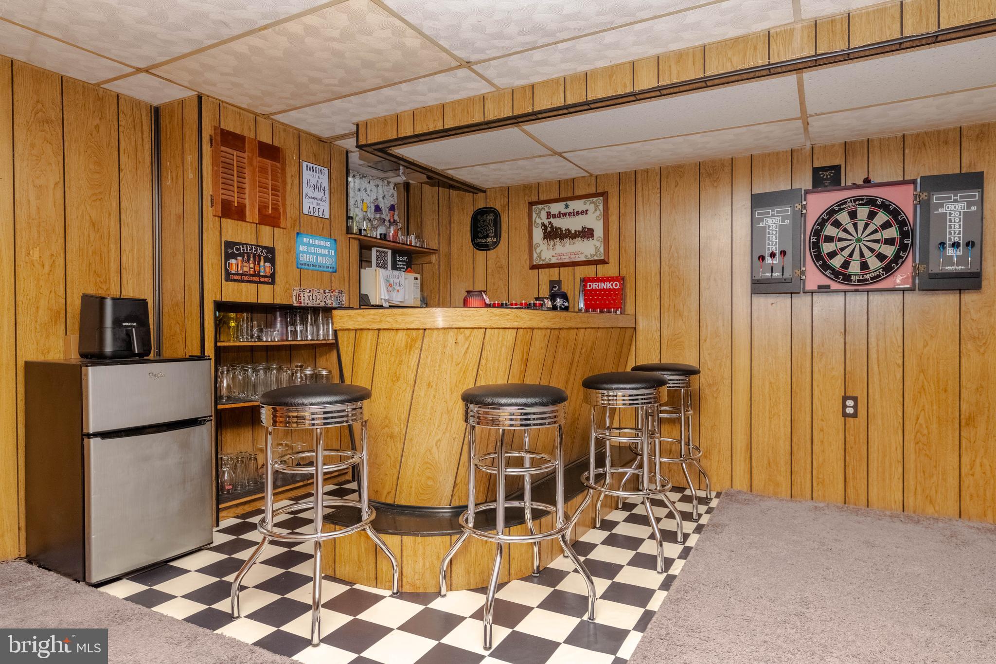 MIDDLESEX - Residential